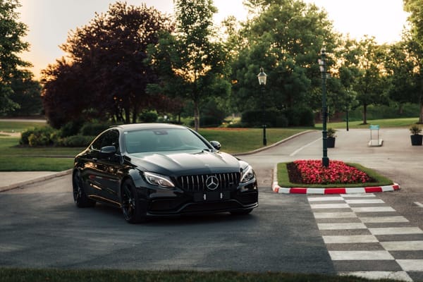 Mercedes-AMG C63 — Outdoor Shooting im Park